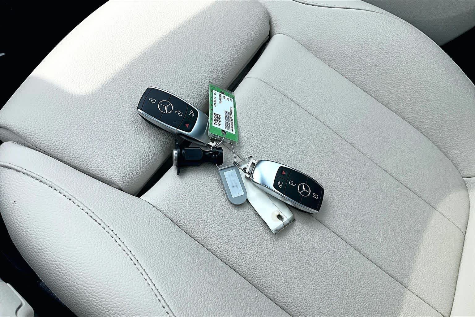 Used 2026 Polar White Mercedes-Benz GLA 250 image 14