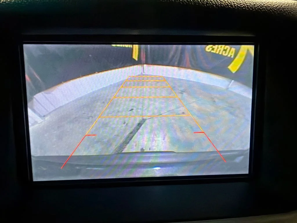 Used 2015 Iridium Metallic GMC SLE image 28