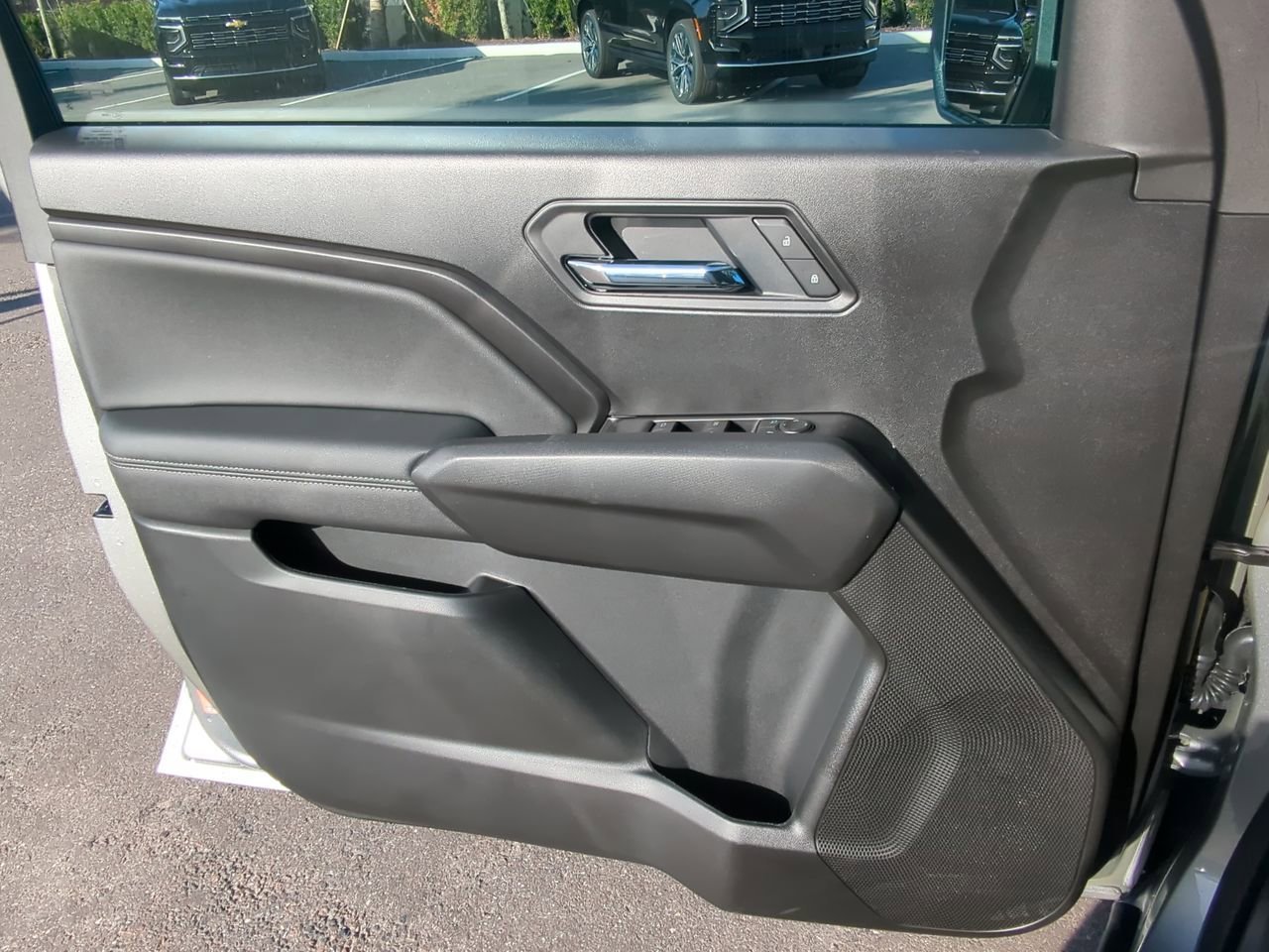 New 2026 Sterling Metallic GMC Elevation image 21