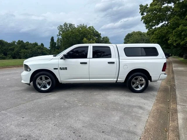 Used 2015 White Ram Express image 4