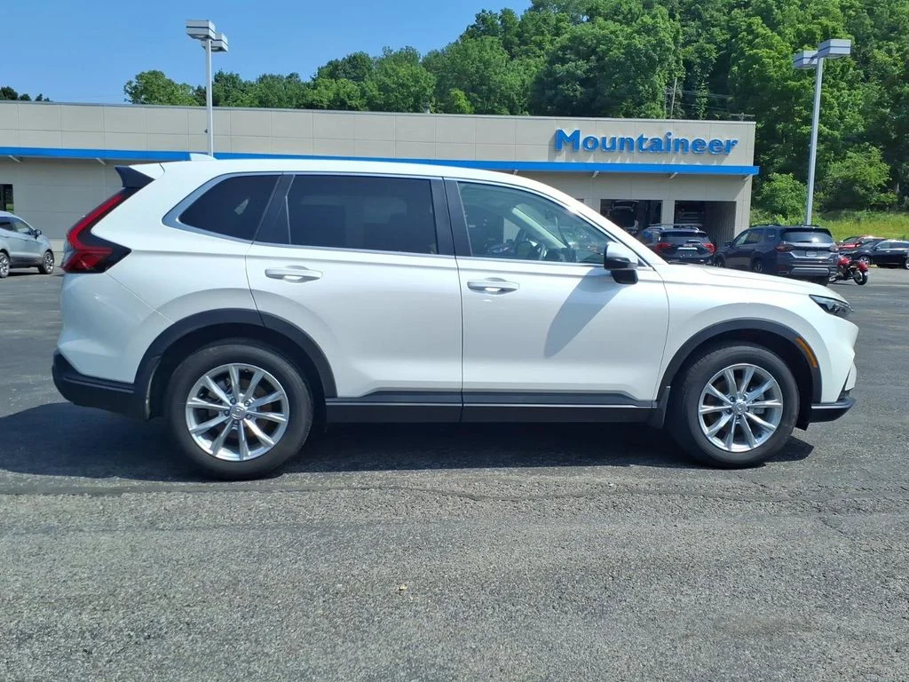Used 2024 White Honda EX-L image 8