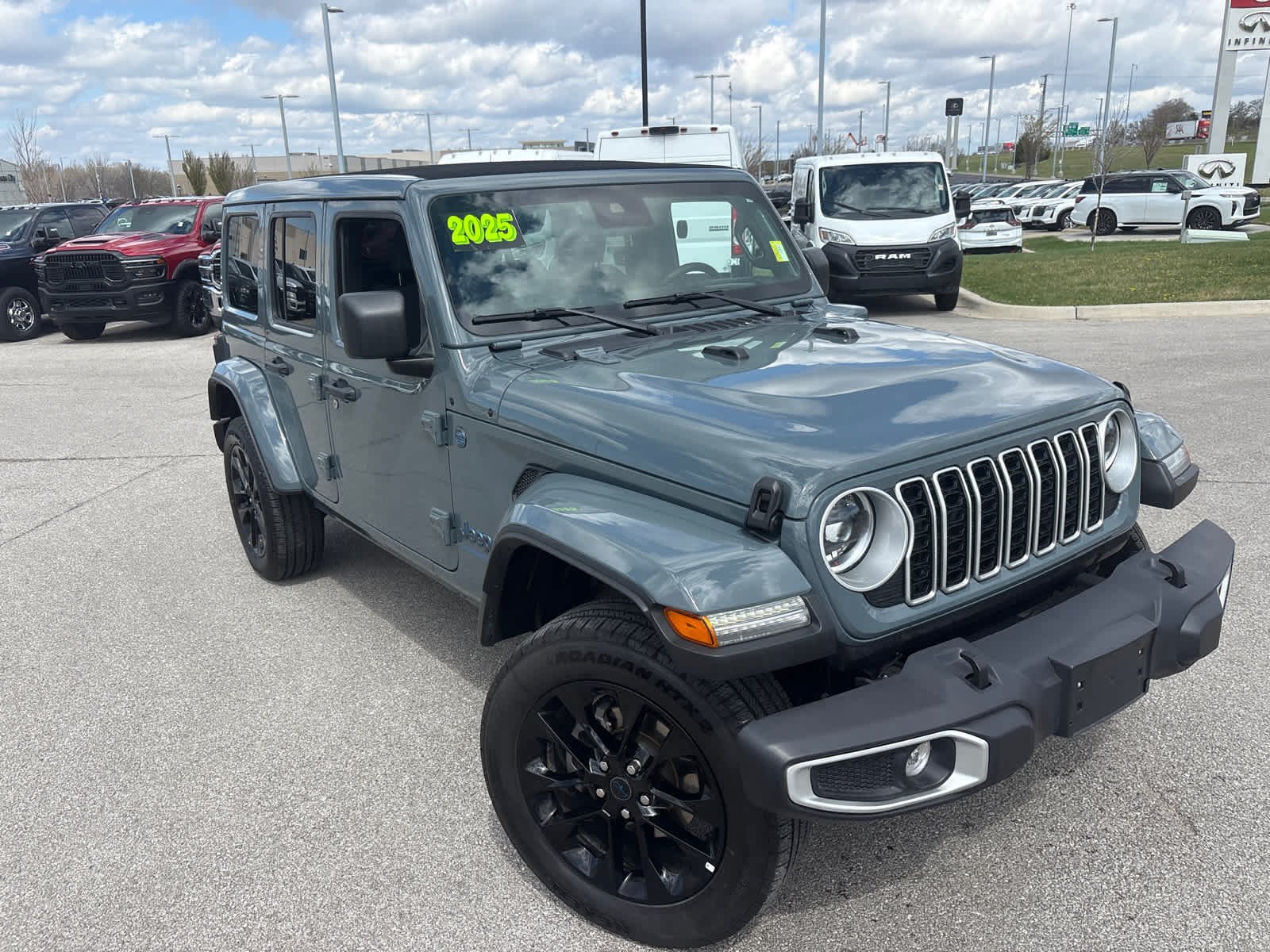 Used 2025 Jeep Wrangler 4xe Sahara 4XE with VIN 1C4RJXP67SW579074 for sale in Kansas City
