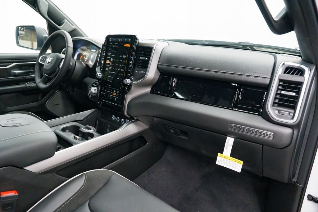 2026 RAM 1500 Laramie - Photo 32
