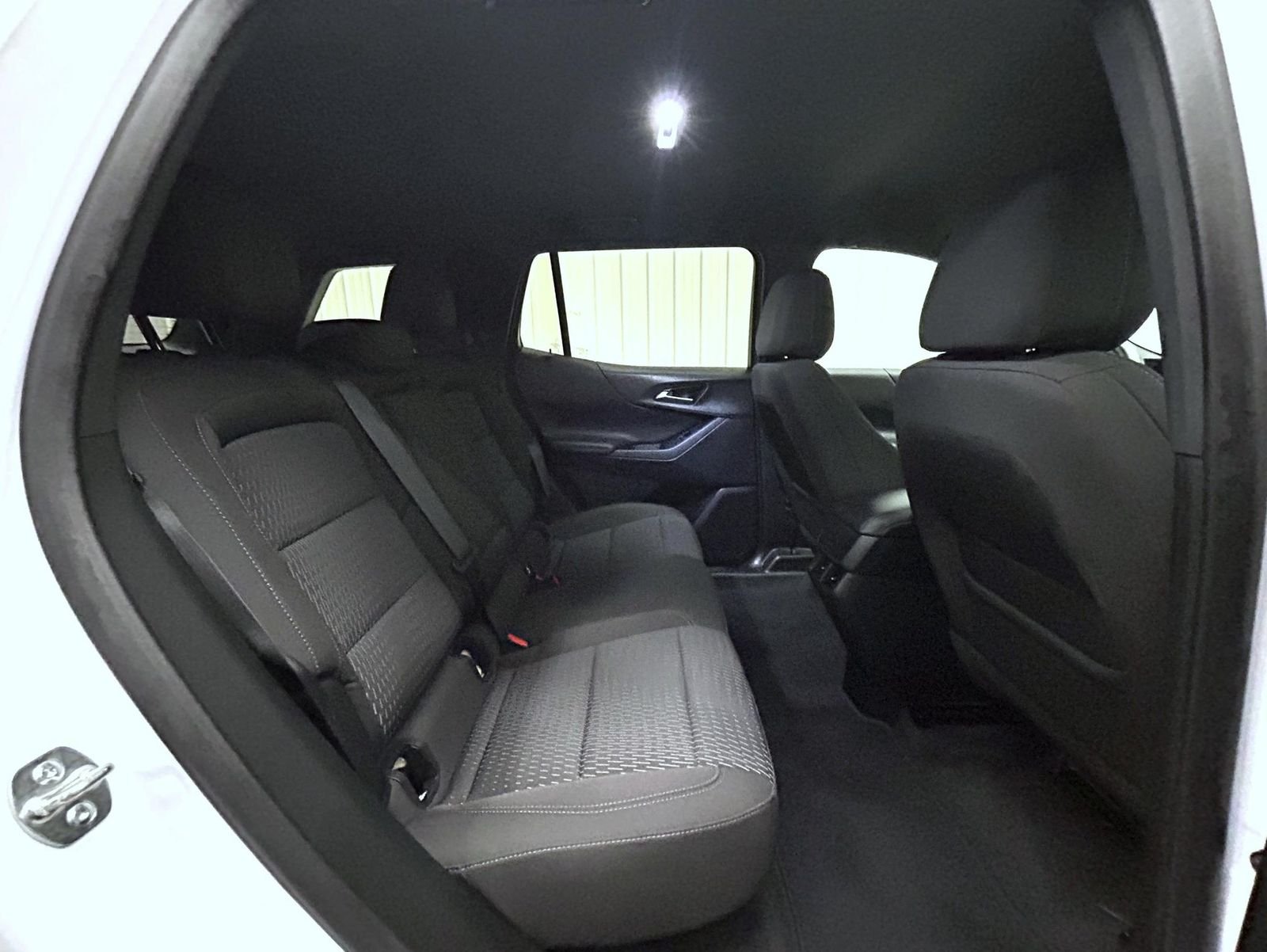 Used 2025 White Chevrolet LT image 18
