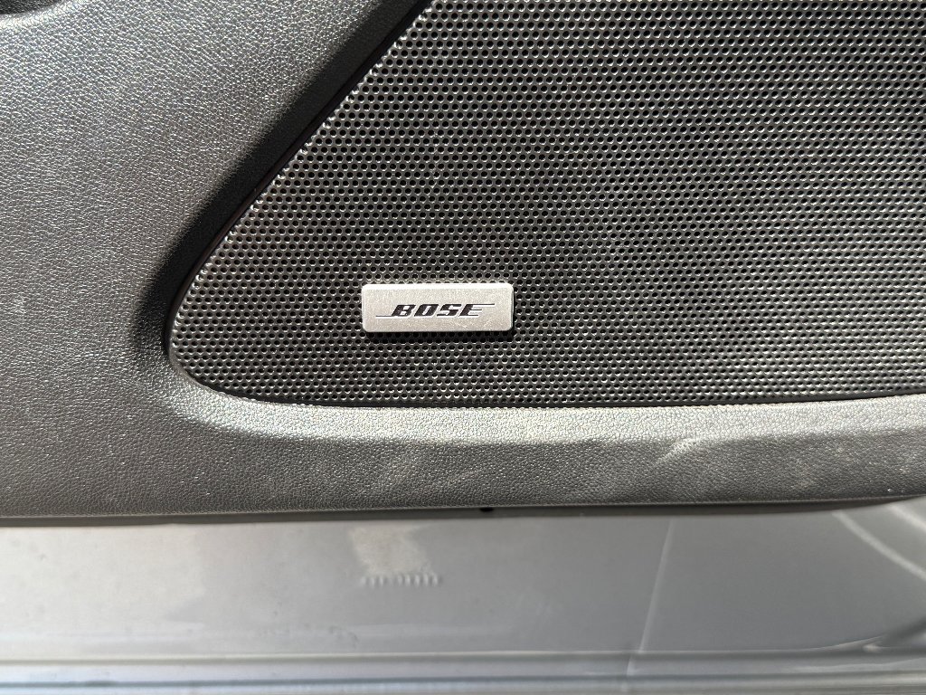 Used 2022 Silver Ice Metallic Chevrolet Premier image 16