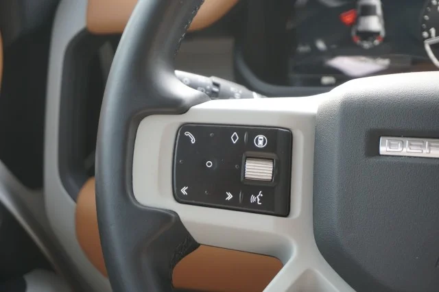 Used 2024 WHITE Land Rover S image 25