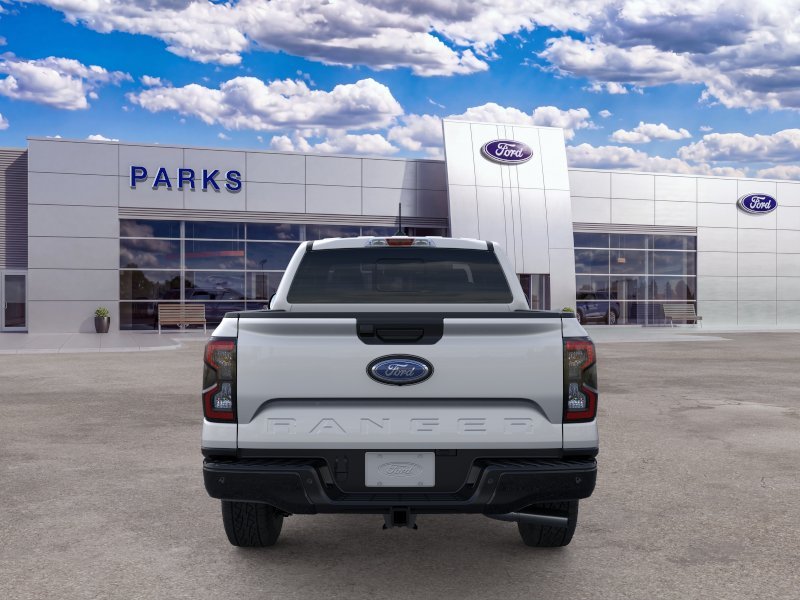 New 2024 Iconic Silver Metallic Ford XLT image 5