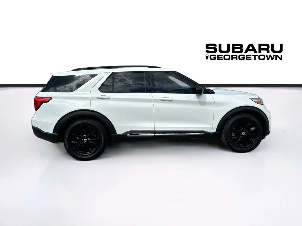 Used 2022 White Ford XLT image 8