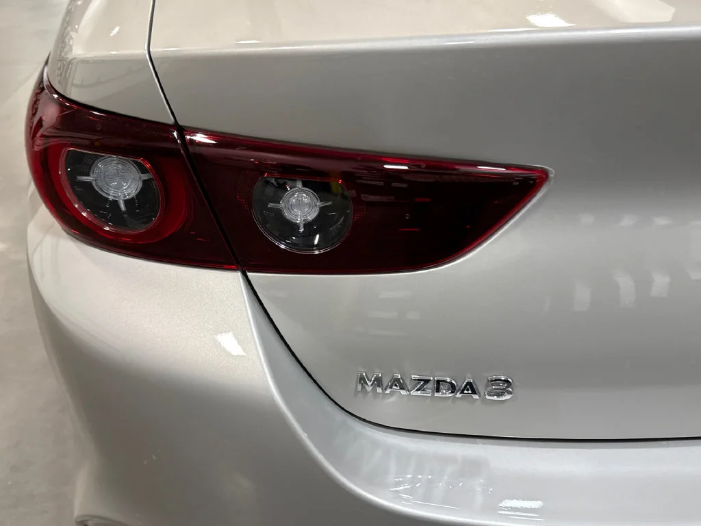 New 2026 Platinum Quartz Metallic Mazda 2.5 S Preferred image 3