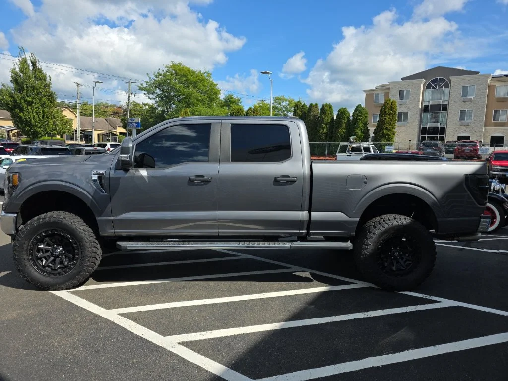 Used 2021 Gray Ford XLT image 5