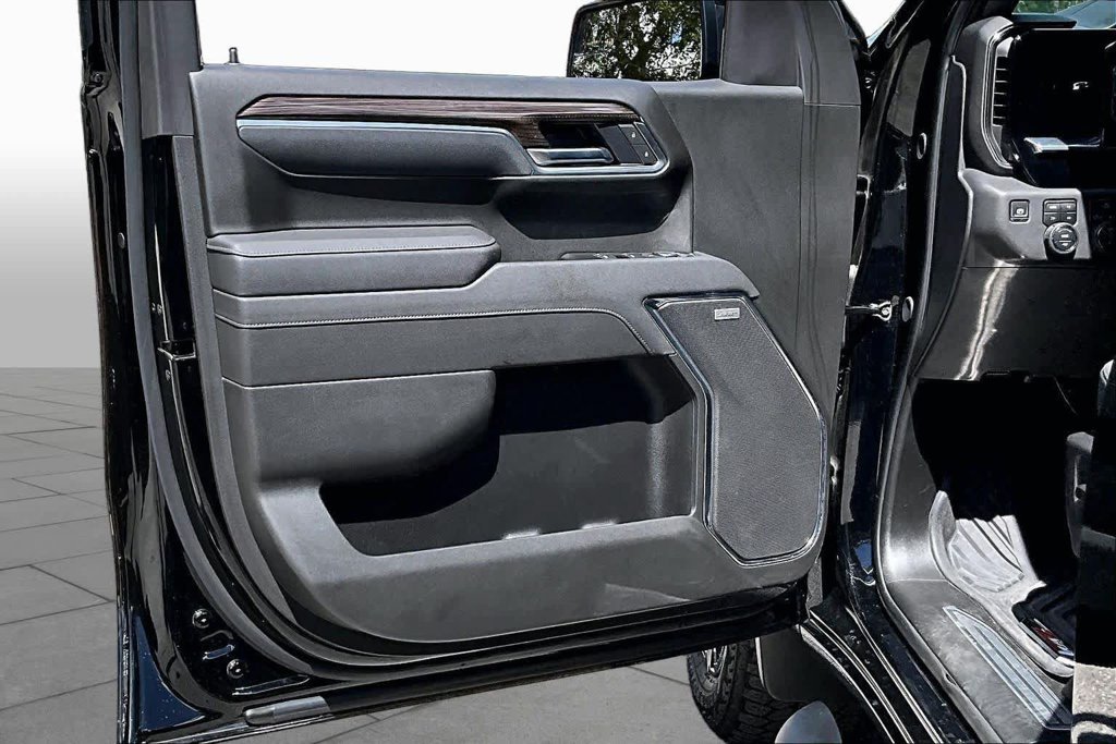 Used 2025 Black Chevrolet LT Trail Boss image 51