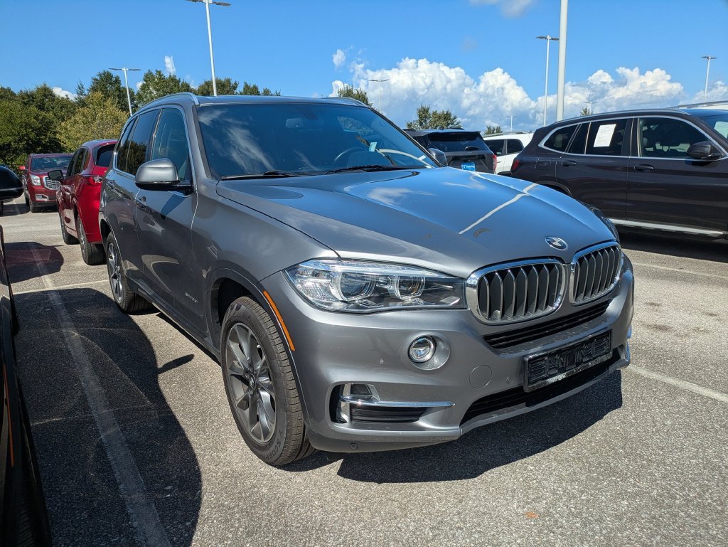 Used 2017 Gray BMW sDrive35i image 3