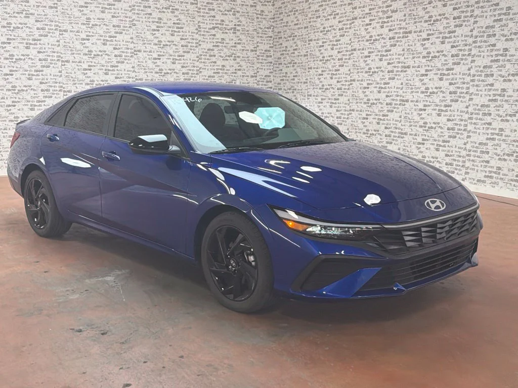 Used 2026 Intense Blue Hyundai SEL Sport image 1