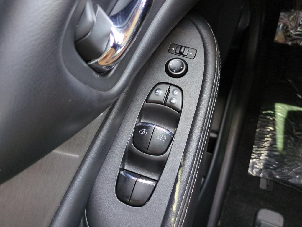 Certified Used 2021 Gray Nissan SL image 20