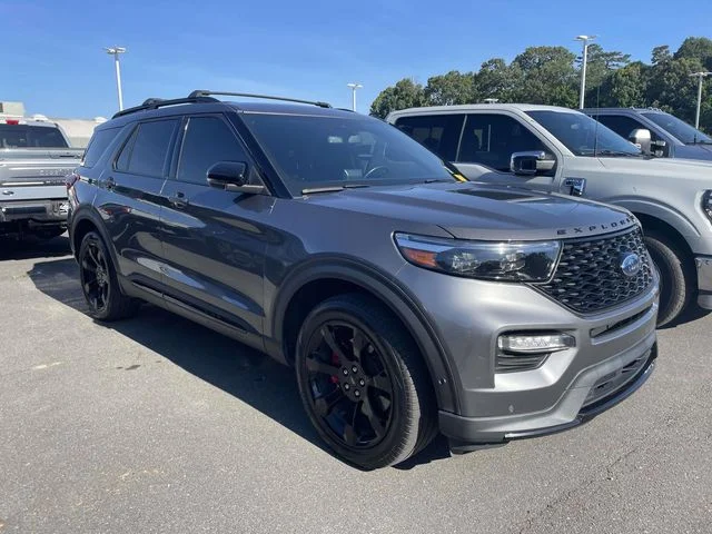 2021 Ford Explorer ST 4WD's photo