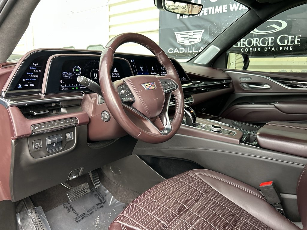 Used 2022 Dark Moon Blue Metallic Cadillac Premium Luxury Platinum image 10