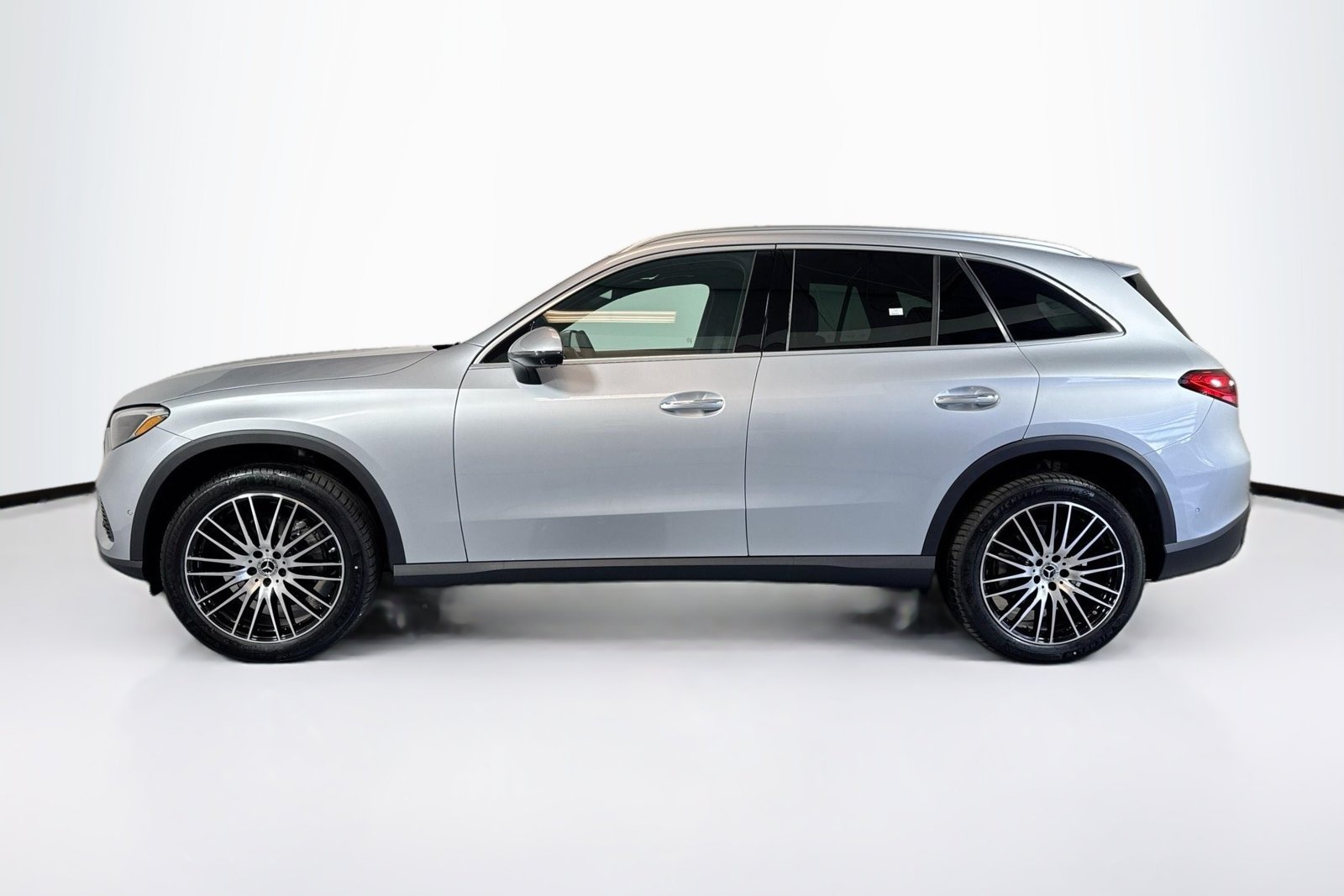 New 2026 Cirrus Silver Metallic Mercedes-Benz GLC 300 image 8