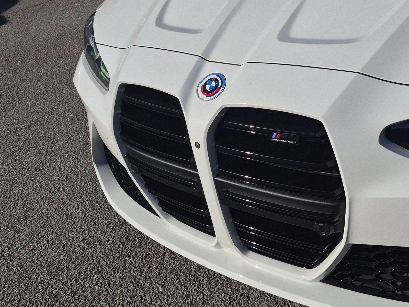 Used 2023 Alpine White BMW Competition xDrive image 13