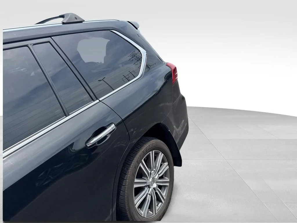 Used 2017 Black Lexus 570 image 7