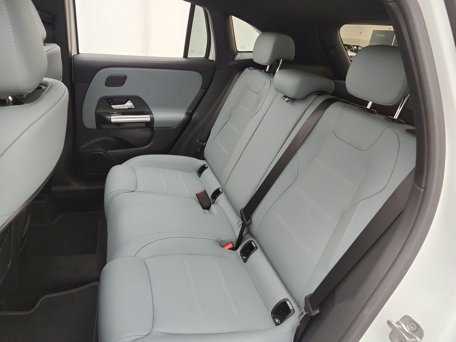 New 2026 Polar White Mercedes-Benz GLA 250 SUV image 26