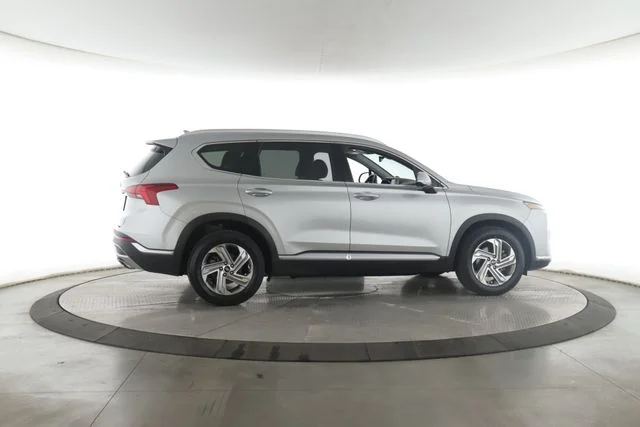 Used 2023 Silver Hyundai SEL image 6