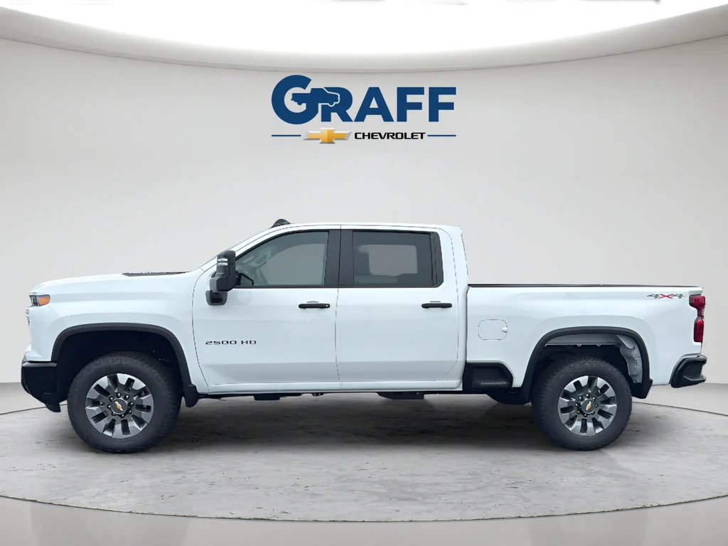 New 2026 Summit White Chevrolet Custom image 3
