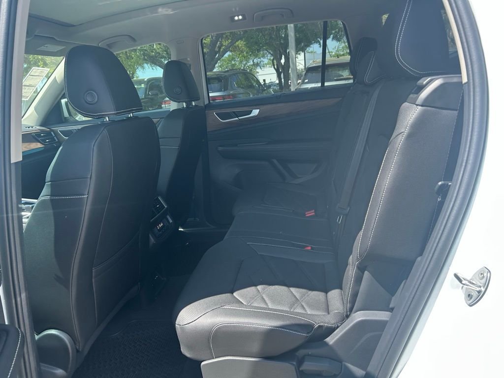 2026 Volkswagen Atlas SE w/Tech - Photo 46