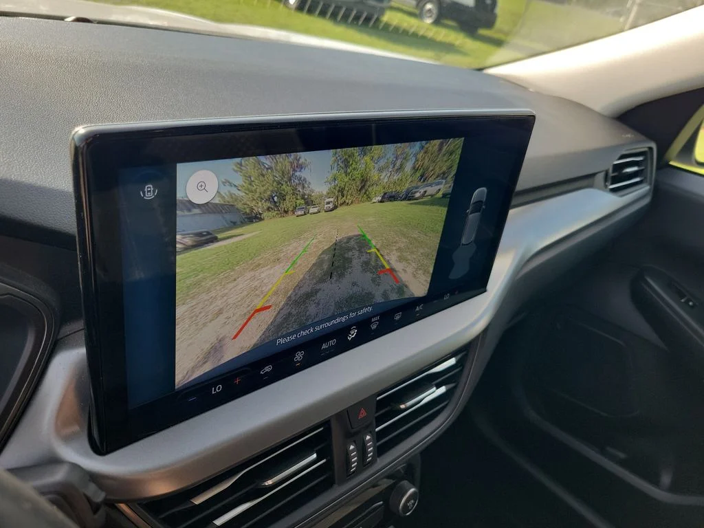 Used 2023 White Ford Active image 23