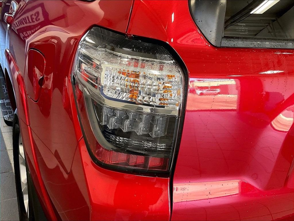 Used 2022 Red Toyota SR5 image 33