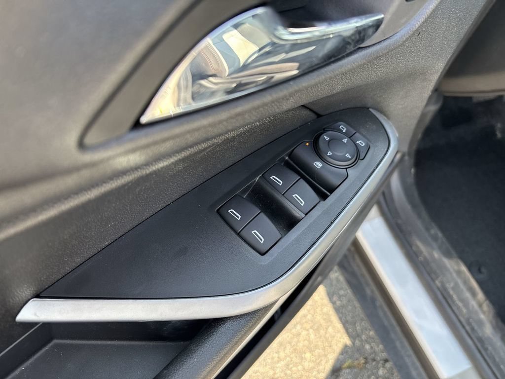 2026 Chevrolet Trax RS - Photo 22