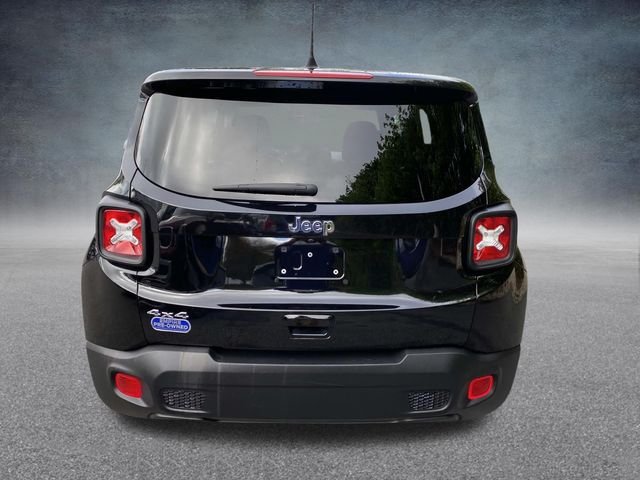 Used 2023 Black Clearcoat Jeep Latitude image 6