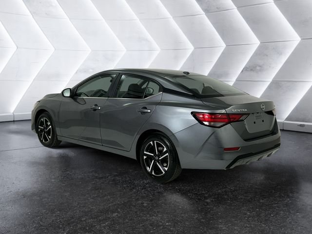 Used 2024 Gray Nissan SV image 6