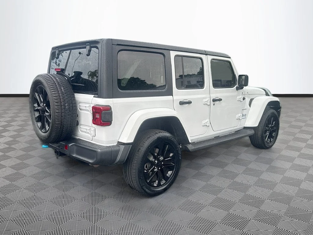 Used 2022 White Jeep Unlimited Sahara 4xe image 6