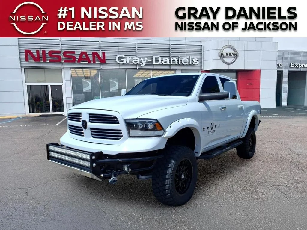 Used 2015 White Ram Big Horn image 3