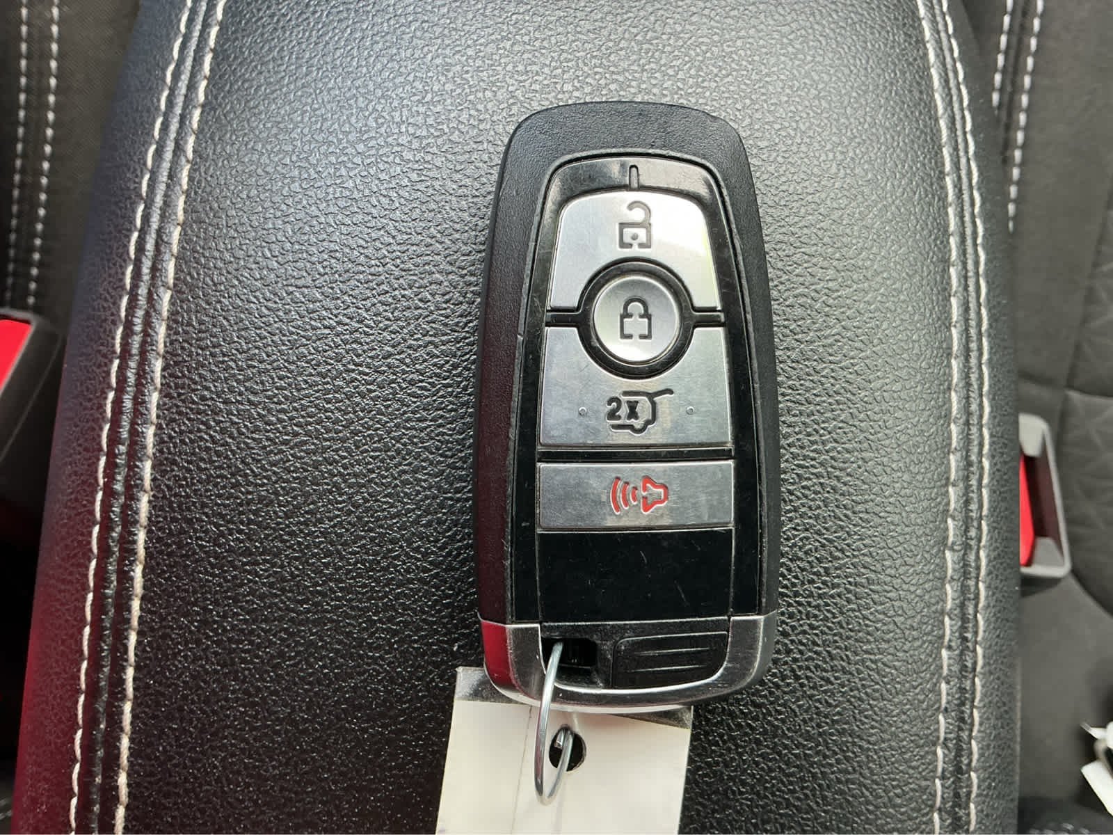 Used 2024 Vapor Blue Metallic Ford Active image 27