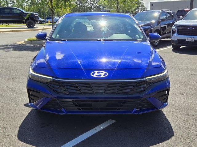 Used 2025 Blue Hyundai SEL Convenience image 3