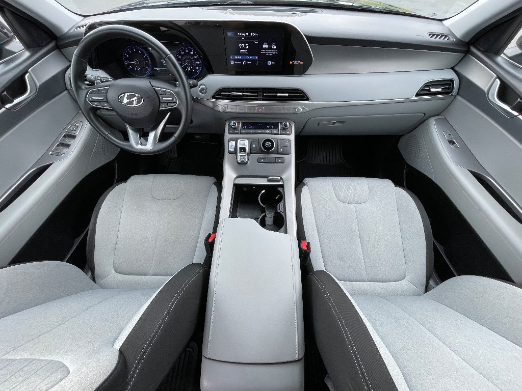 Used 2021 Moonlight Cloud Hyundai SEL image 3