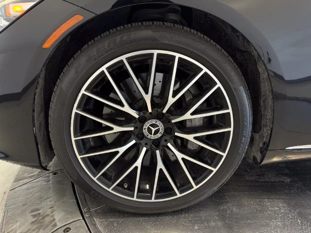 Certified Used 2023 Obsidian Black Metallic Mercedes-Benz S 500 image 10