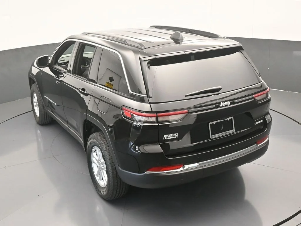 2025 Jeep Grand Cherokee Laredo - Photo 46