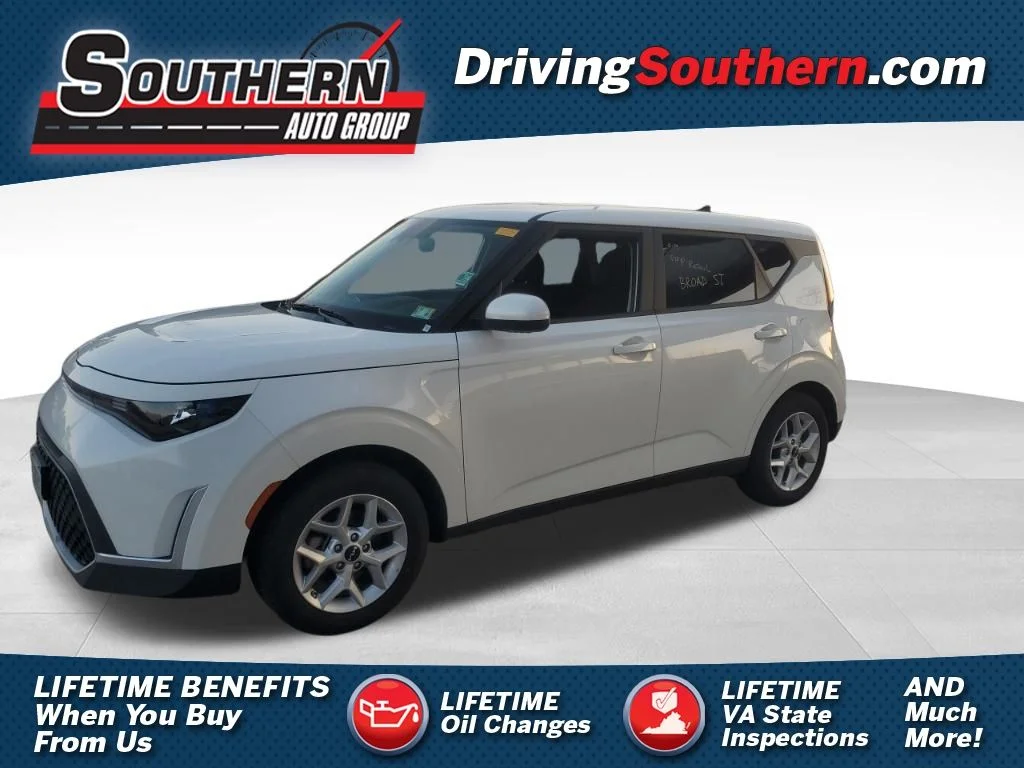 2025 Kia Soul 2.0L LX IVT's photo