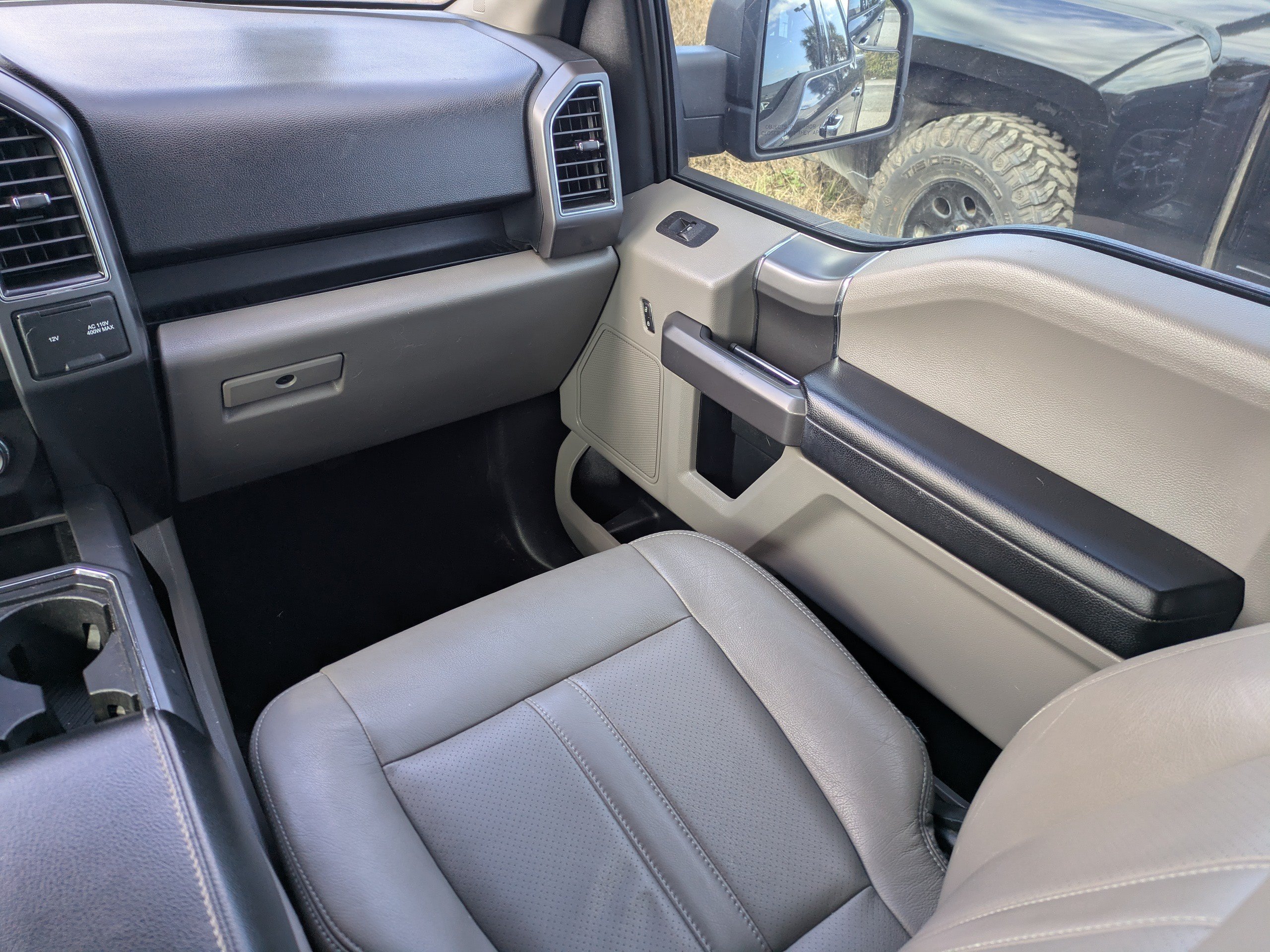 Used 2019 Blue Jeans Metallic Ford XLT image 20