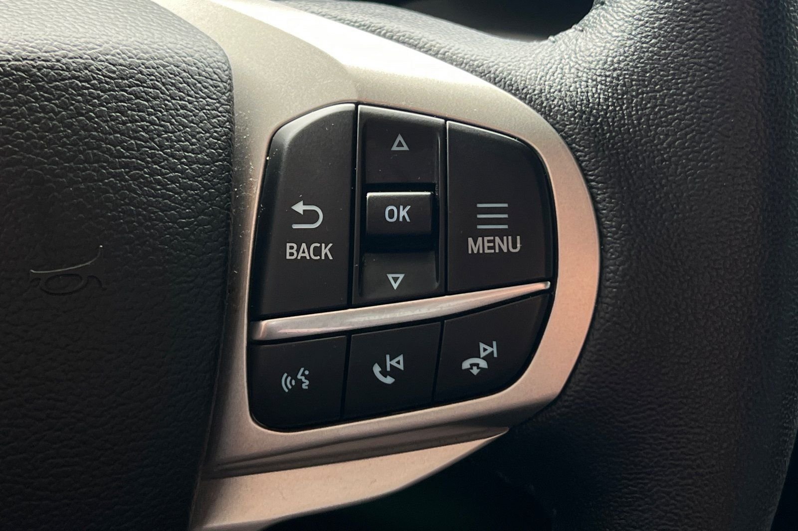 Used 2022 Black Ford XLT image 29