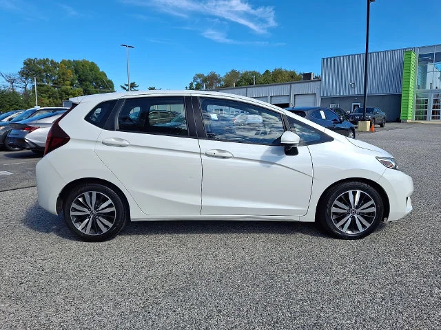 Used 2017 White Honda EX image 7