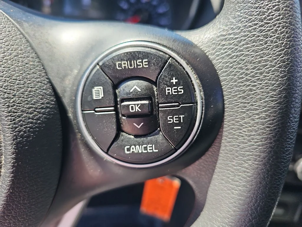 Used 2020 Silver Kia S image 18
