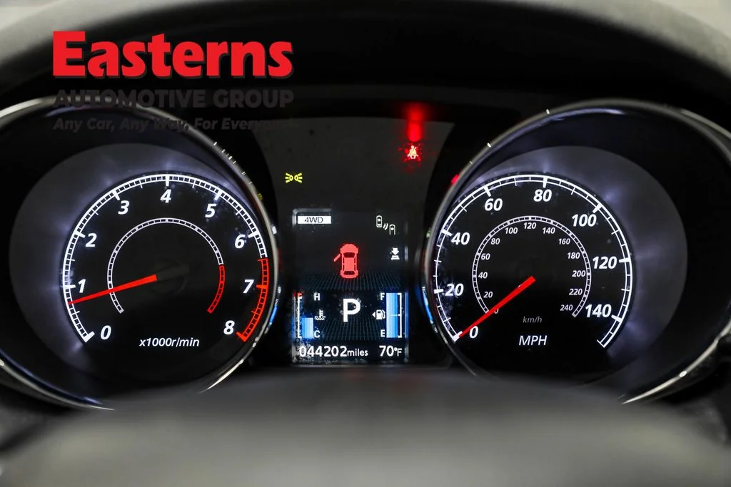 Used 2023 Gray Mitsubishi 2.0 SE image 17