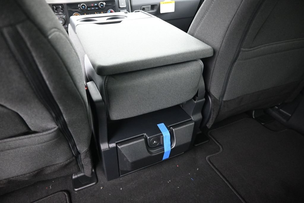 New 2026 Oxford White Ford XLT image 18