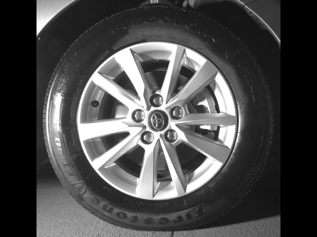 Used 2025 Silver Toyota LE image 9