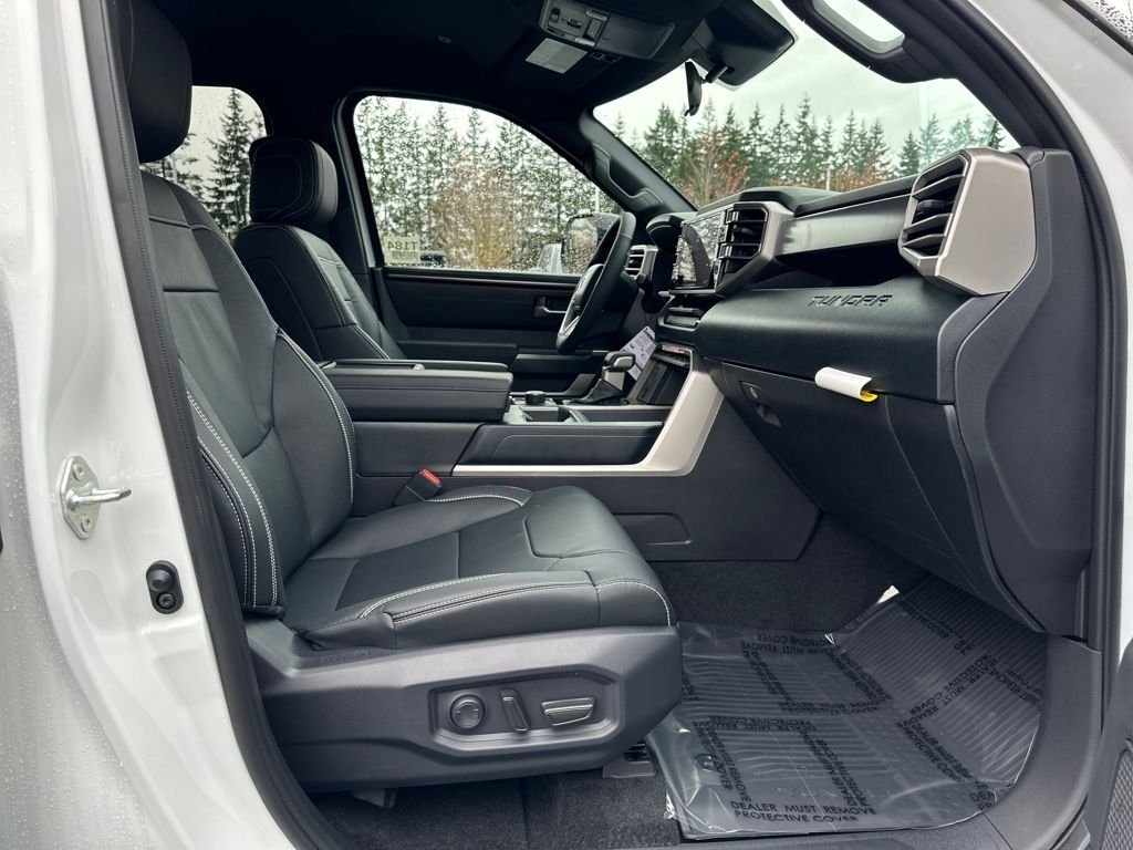 2026 Toyota Tundra SR5 - Photo 17