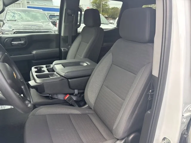 2024 Chevrolet Silverado 1500 Custom - Photo 13