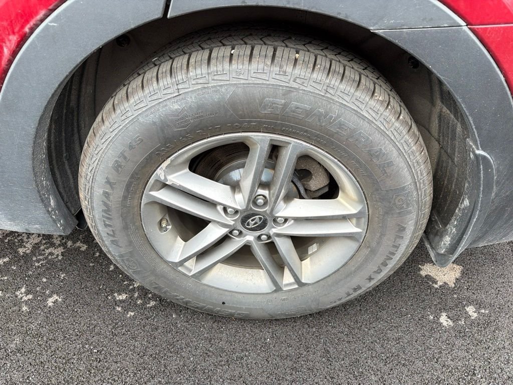 Used 2018 Red Hyundai 2.4 Base image 7